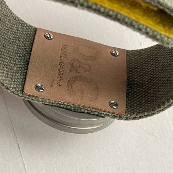 D&G Compass Watch with Velcro Band - Picture 5 of 7